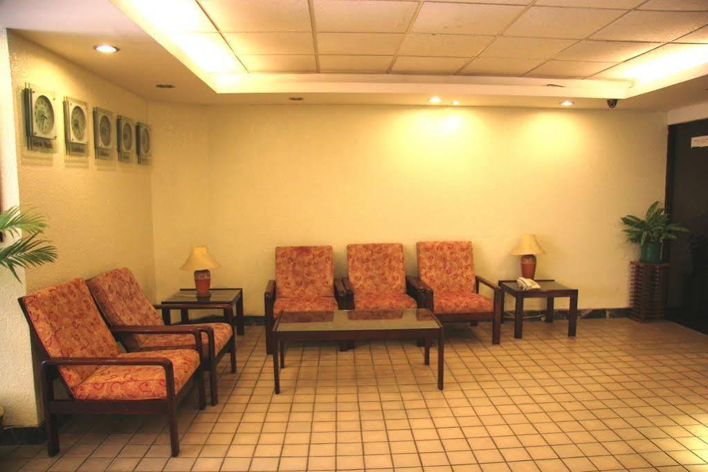 White House Hotel - City Center Dhaka Eksteriør billede