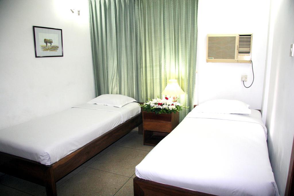 White House Hotel - City Center Dhaka Eksteriør billede