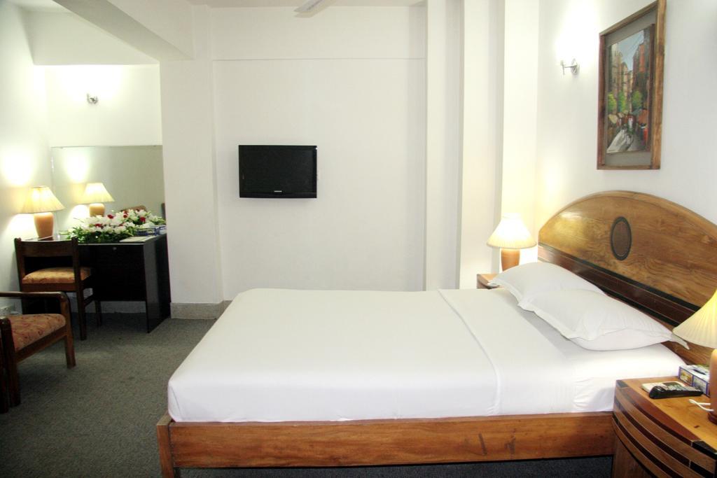 White House Hotel - City Center Dhaka Eksteriør billede