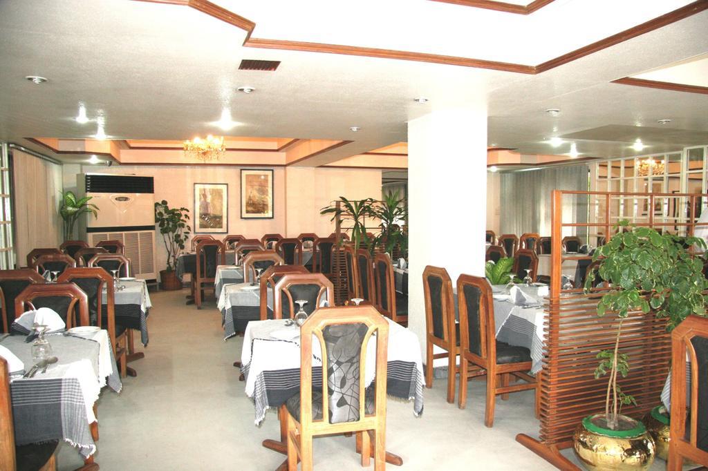 White House Hotel - City Center Dhaka Eksteriør billede