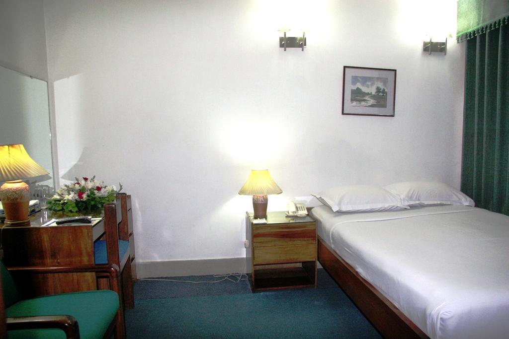 White House Hotel - City Center Dhaka Eksteriør billede