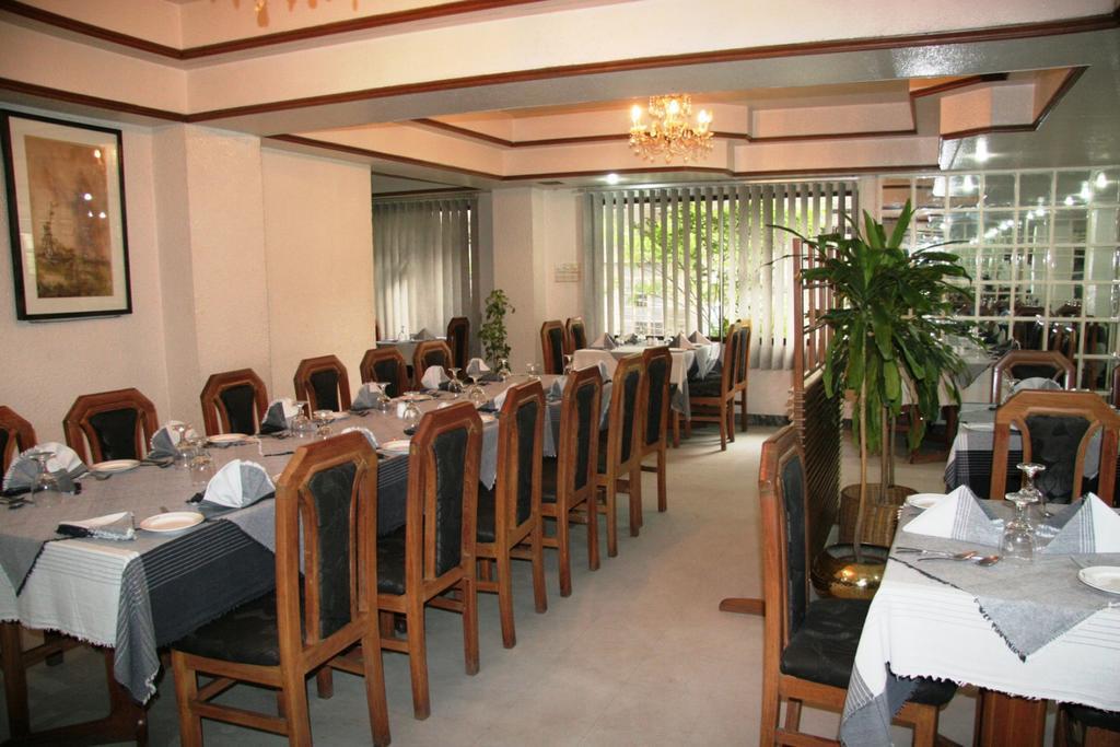 White House Hotel - City Center Dhaka Eksteriør billede